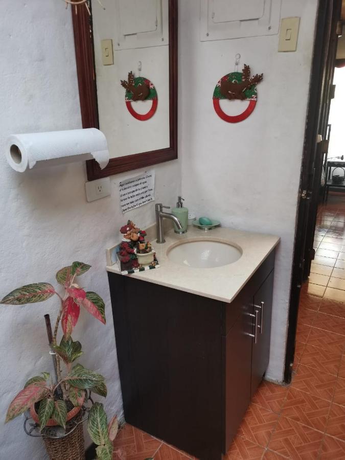 Casa Irazu Leilighet Cartago Eksteriør bilde